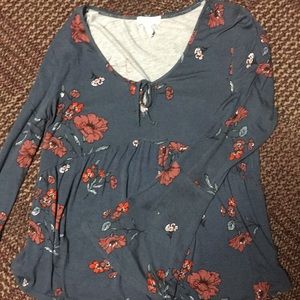 Cute blue floral top